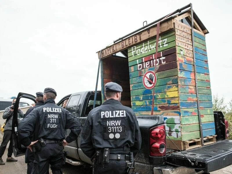 Bretterhaus aus Hambacher Forst kommt ins Museum