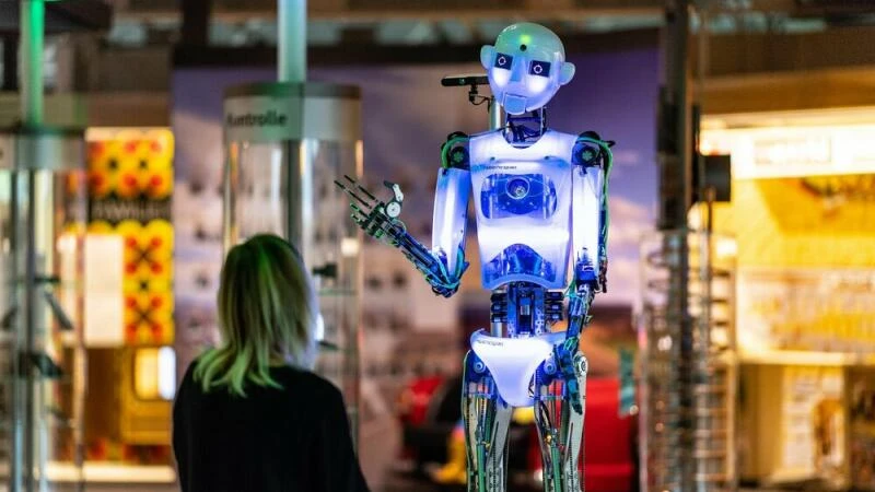 Roboter «robothespian» im Heinz Nixdorf MuseumsForum