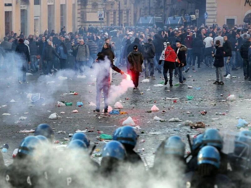 Ausschreitungen von Feyenoord-Fans