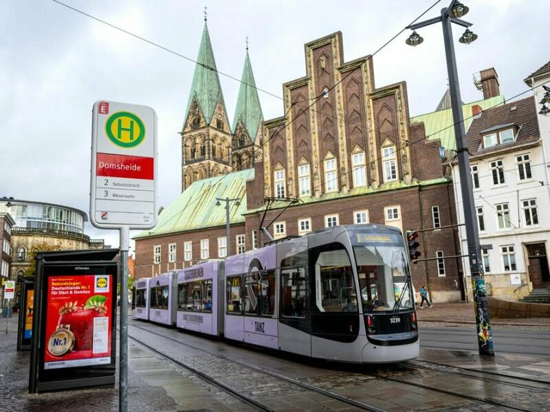 Straßenbahnhaltestelle Bremer Domsheide