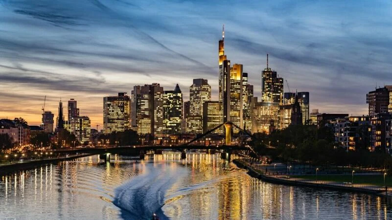 Frankfurt/Main am Abend