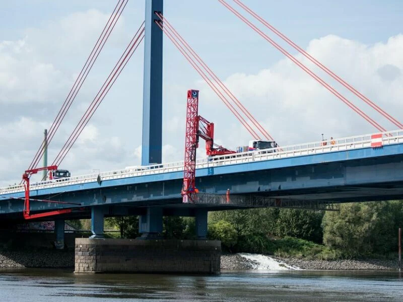 Bauprüfung der Norderelbbrücke