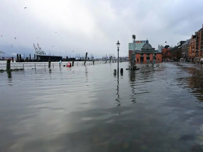 Sturmflut in Hamburg