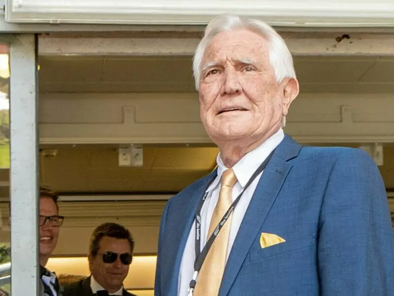 James-Bond-Darsteller George Lazenby geht in Rente