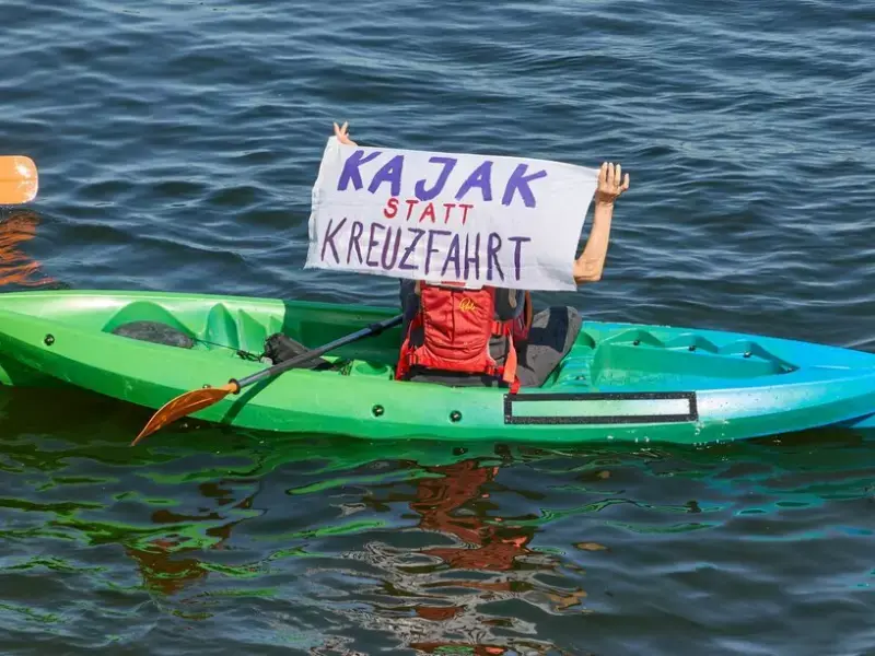 Protest gegen Kreuzfahrten