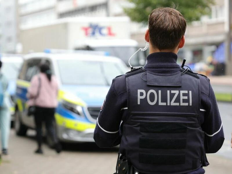 Polizei durchsucht Berufskolleg in Wuppertal