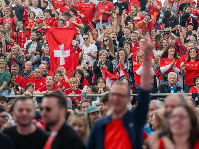 Euro 2024: Schweiz - Ungarn