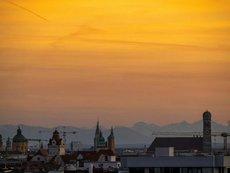 Dämmerung über München