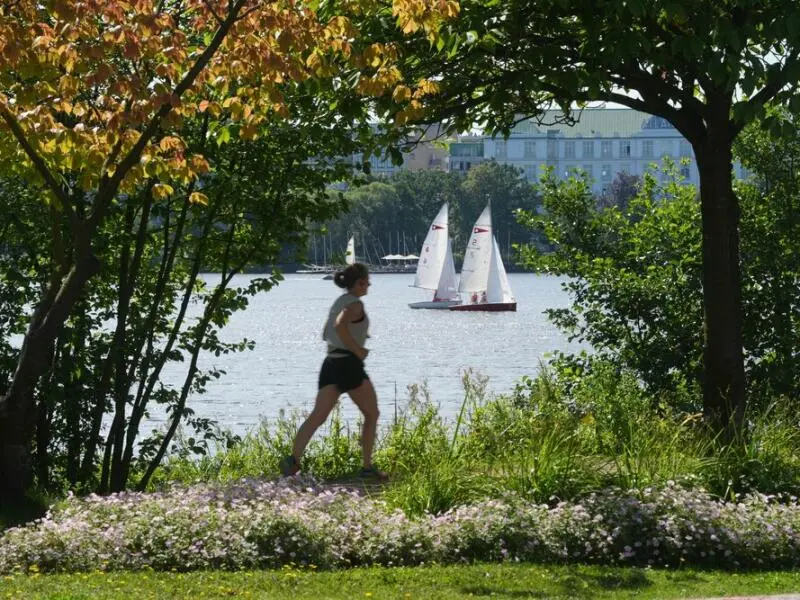 Jogger an der Alster