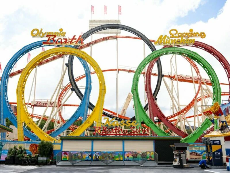 Aufbau Oktoberfest München