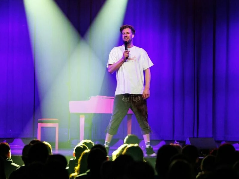 Auftritt vom Comedian Luke Mockridge