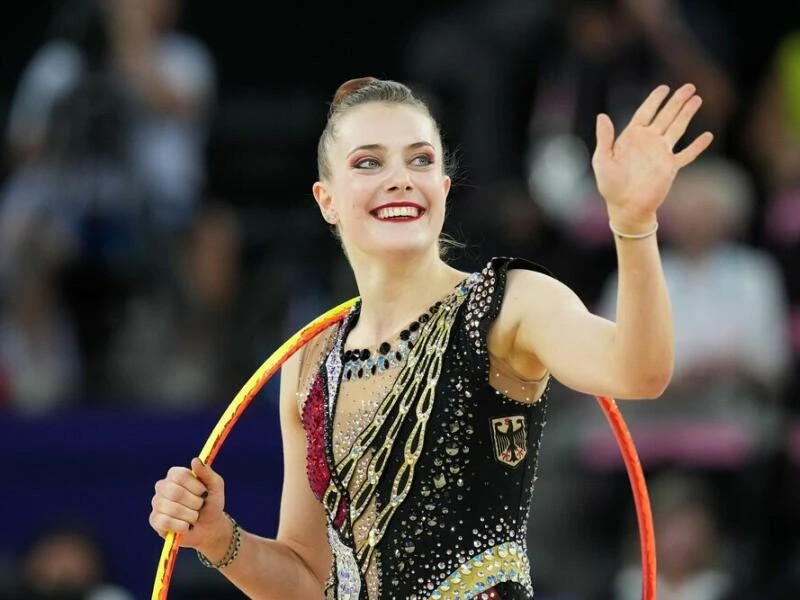 Gymnastinnen Varfolomeev und Kolosov im OlympiaFinale