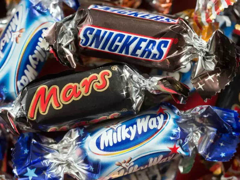 Bekannte Markenprodukte: Mars, Snickers und Milky Way.