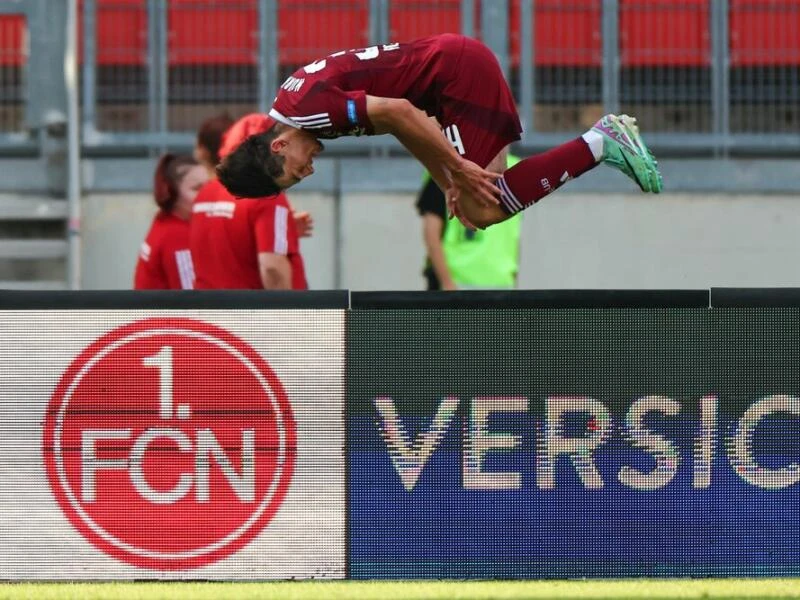 1. FC Nürnberg - Juventus Turin