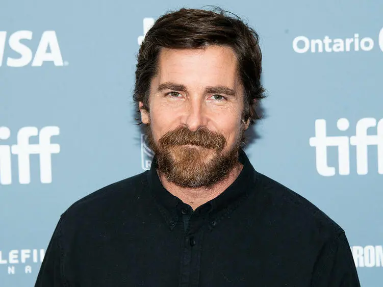 Christian Bale wird Frankenstein: Das ist über das Monster-Remake bekannt