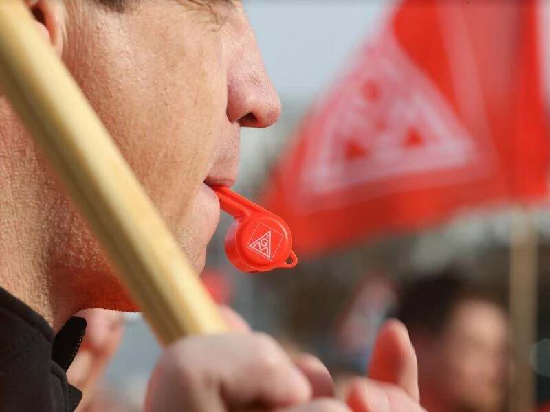 Warnstreik der IG Metall in Thüringen