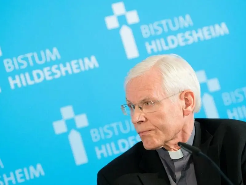 Ehemaliger Weihbischof bei Hannover überfallen und schwer verletz