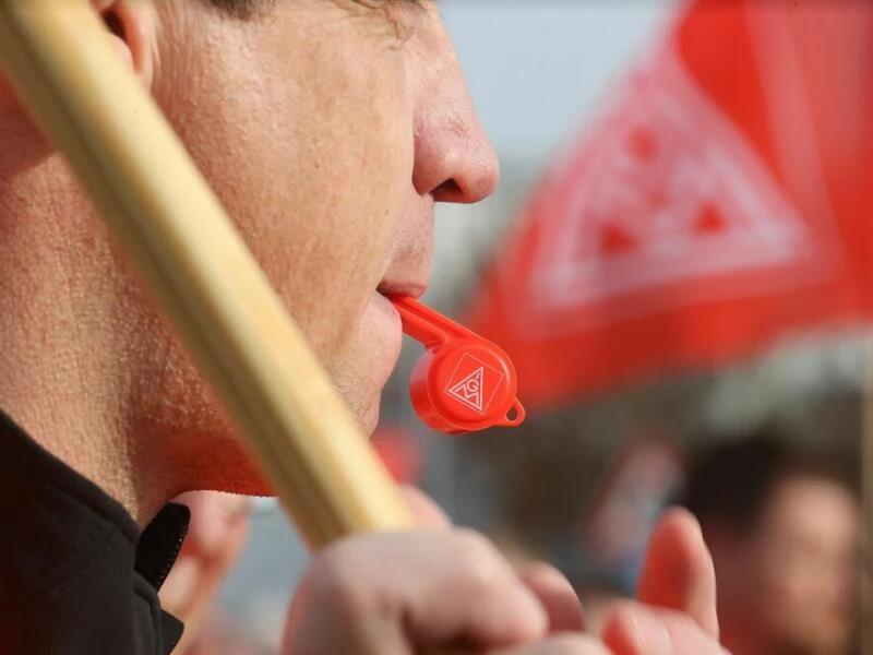 Warnstreik der IG Metall in Thüringen