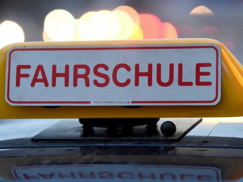 Fahrschule