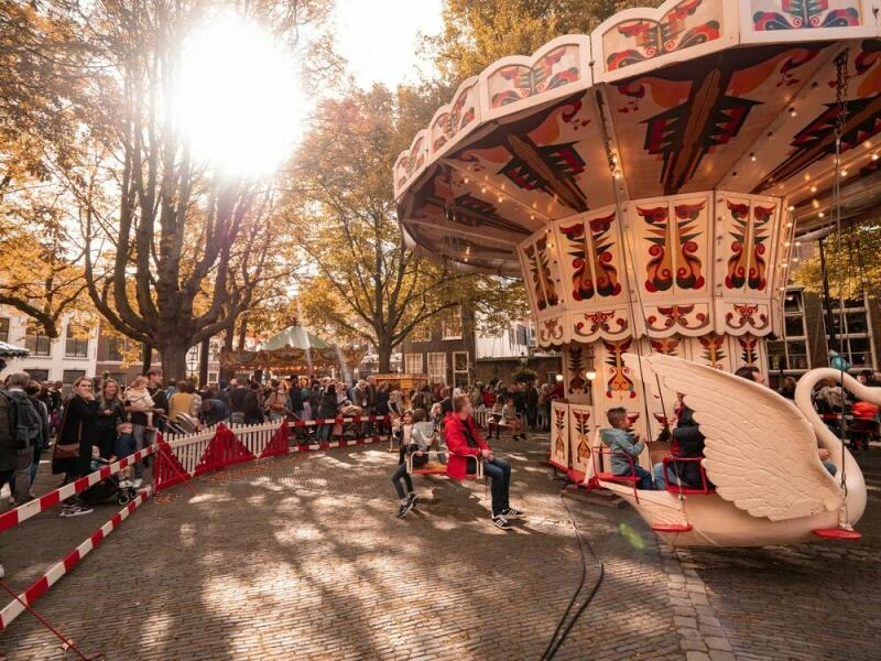 Nostalgische Kirmes zum Volksfest am 3. Oktober in Leiden