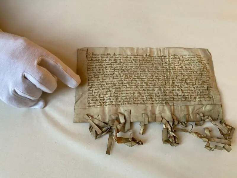 600 Jahre alte Urkunde