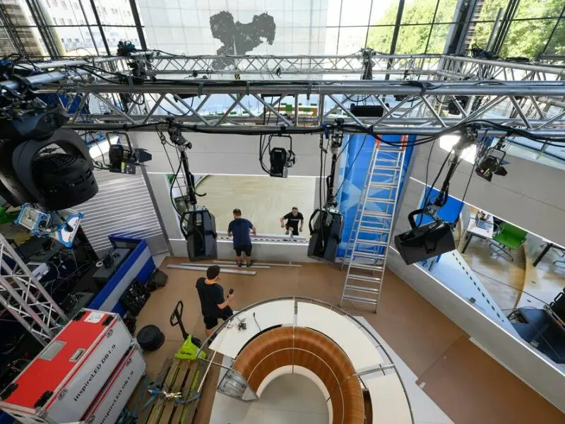 Landtagswahl in Sachsen: Aufbau TV Studios