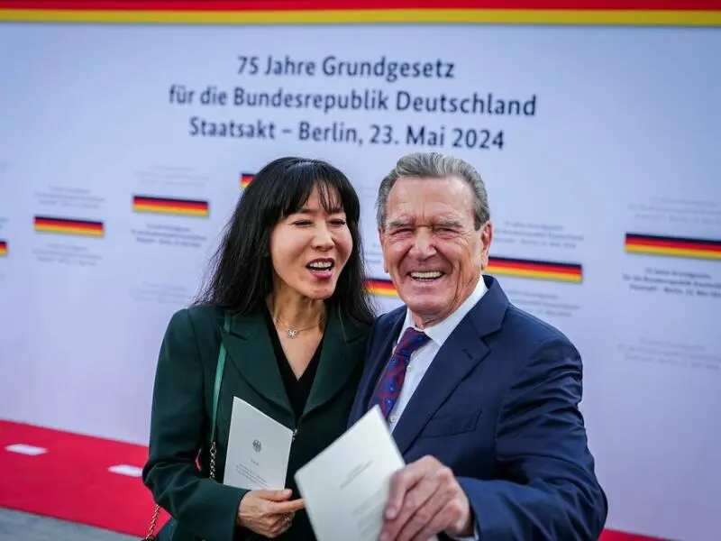 Gerhard Schröder und So-yeon Schröder-Kim