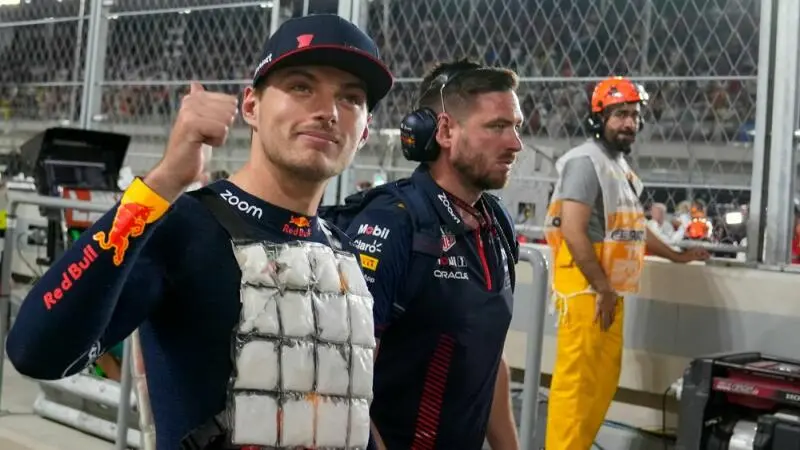 Max Verstappen in der Hitze von Katar 2023