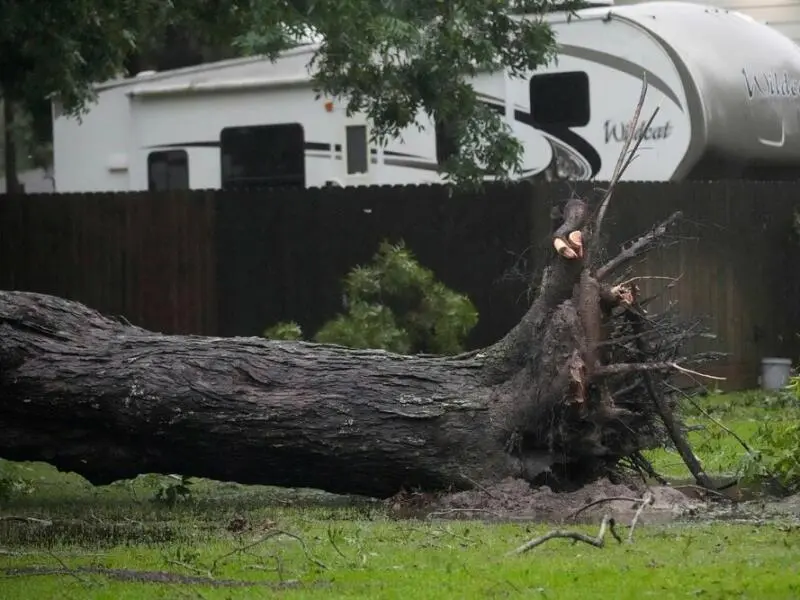 «Beryl» se debilitó a tormenta tropical en Texas