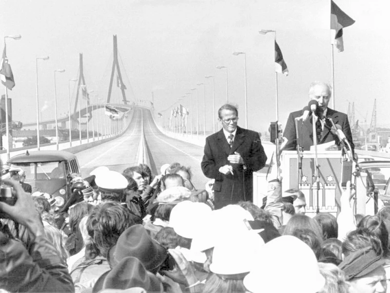 Hamburg - Köhlbrandbrücke