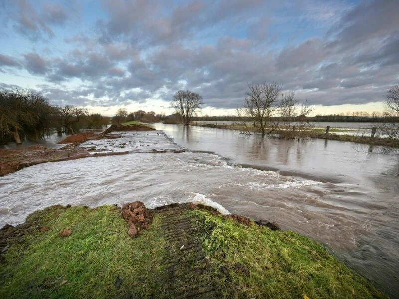 Winterhochwasser an der Helme