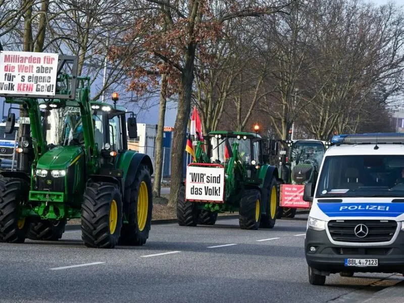 Scholz in Cottbus - Bauernproteste