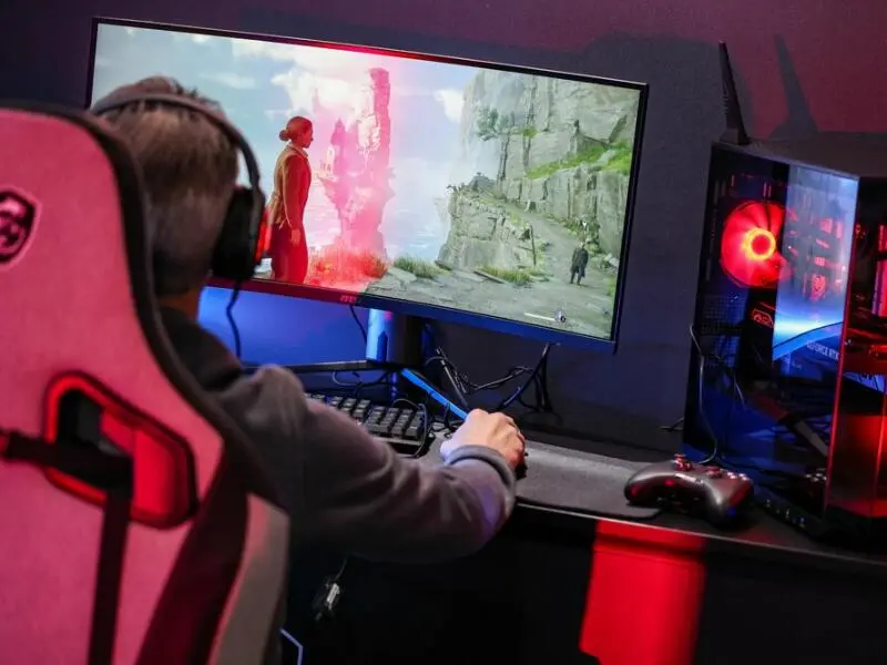 Gamer beim Gaming-Festival „Caggtus“ in Leipzig