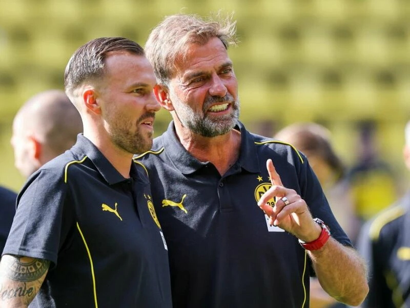 Kevin Großkreutz (l.) und Jürgen Klopp