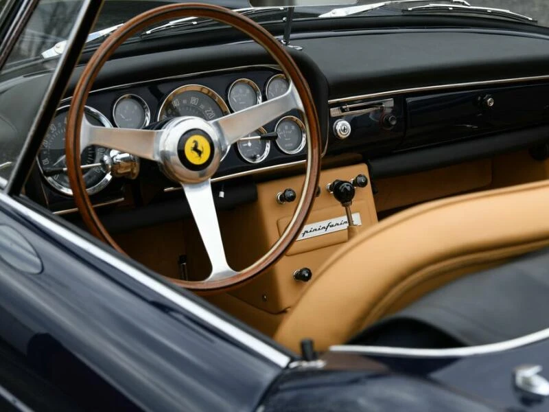 Ferrari 250 GT Cabrio