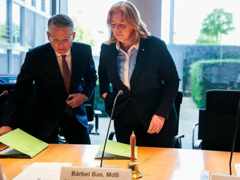 Untersuchungsausschuss befasst sich mit deutschem Atomausstieg