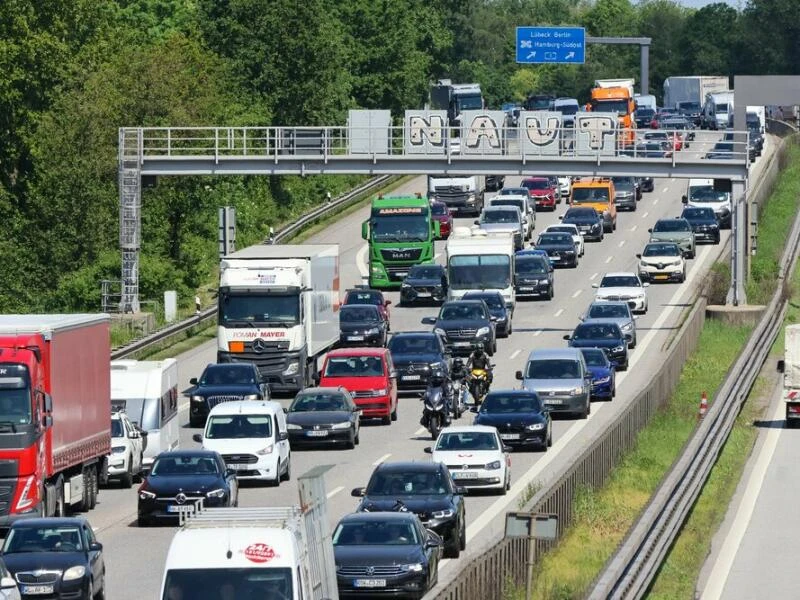 Pfingstverkehr im Norden