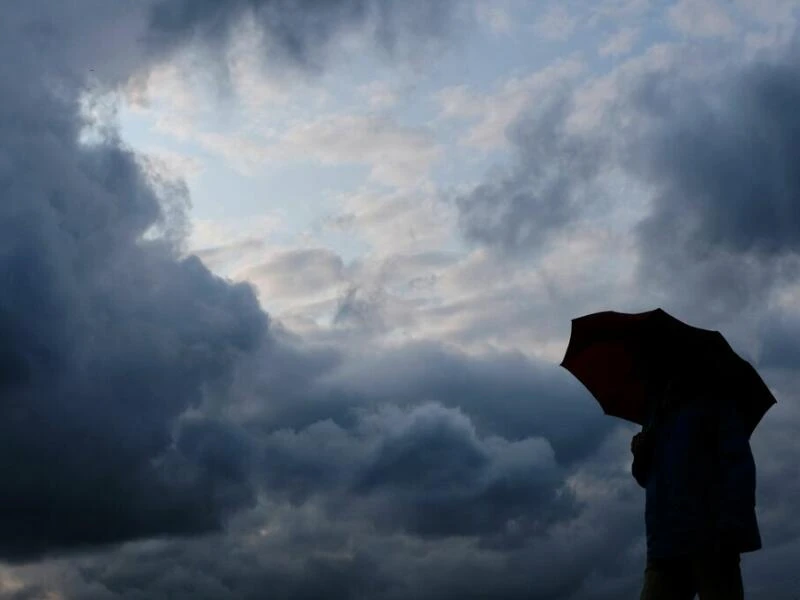 Regen und Wolken