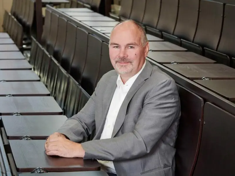 Jörg Bagdahn bleibt Präsident der Hochschule Anhalt