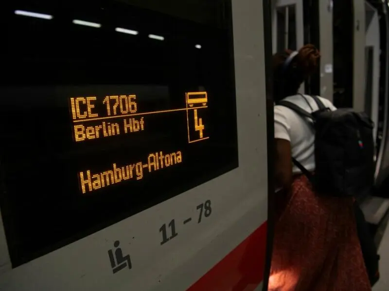 ICE von Berlin nach Hamburg