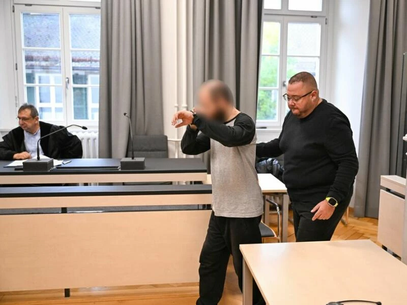 Prozess gegen 34-Jährigen wegen Messerangriffs auf Mädchen