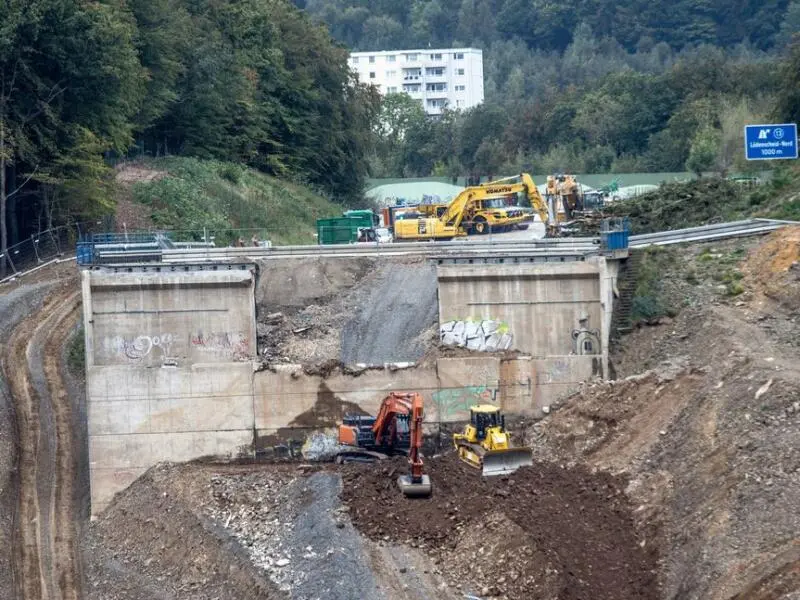 Start Neubau Talbrücke Rahmede