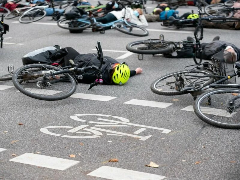 Gedenk-Aktion für tödlich verletzten Radfahrer