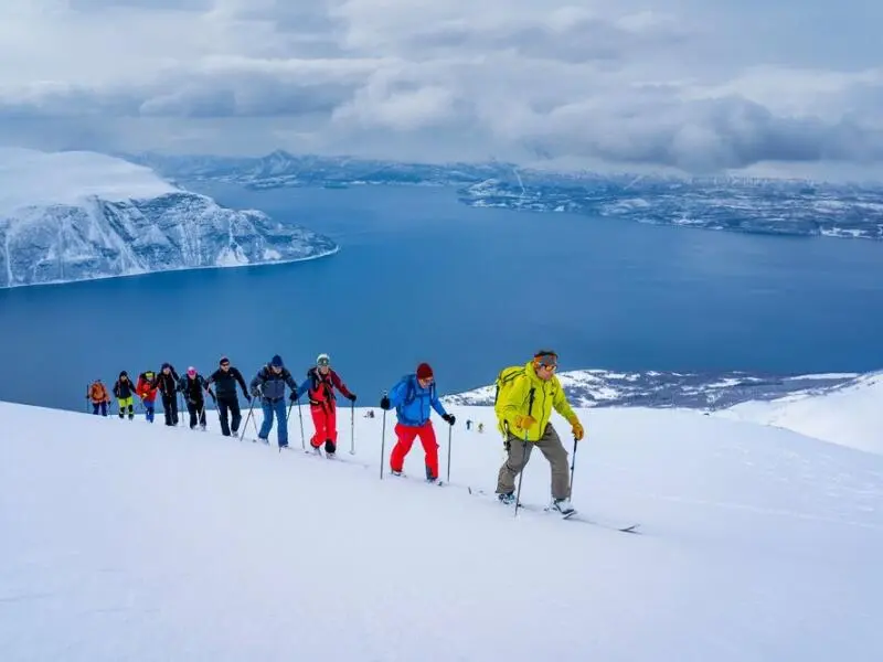 Skitour am Lyngenfjord in Norwegen
