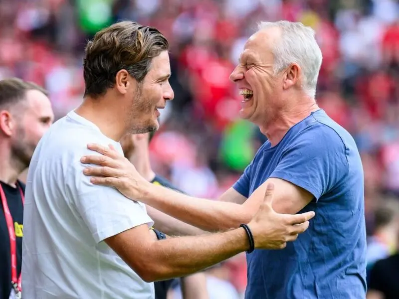 Christian Streich (r) und  Edin Terzic