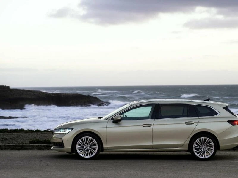 So stellt der Skoda Superb auch Luxus-Kombis in den Schatten