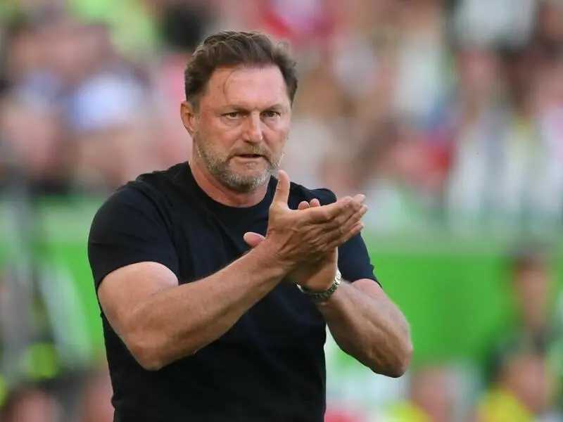 Trainer Ralph Hasenhüttl vom VfL Wolfsburg