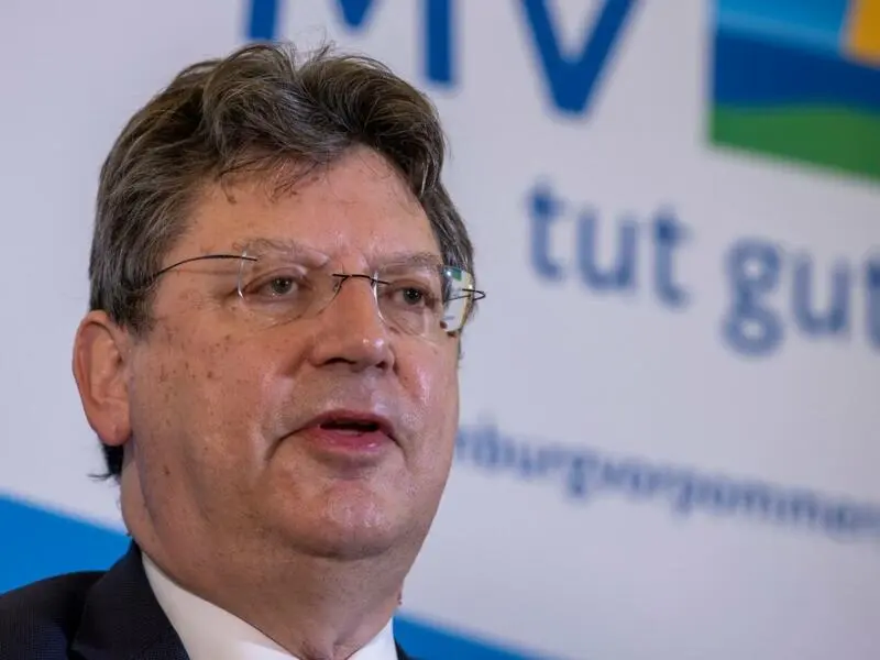 MV-Verkehrsminister Reinhard Meyer