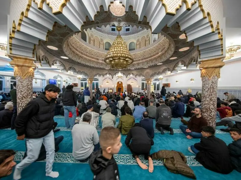 Besuch in der Abu-Bakr Moschee in Frankfurt/Main