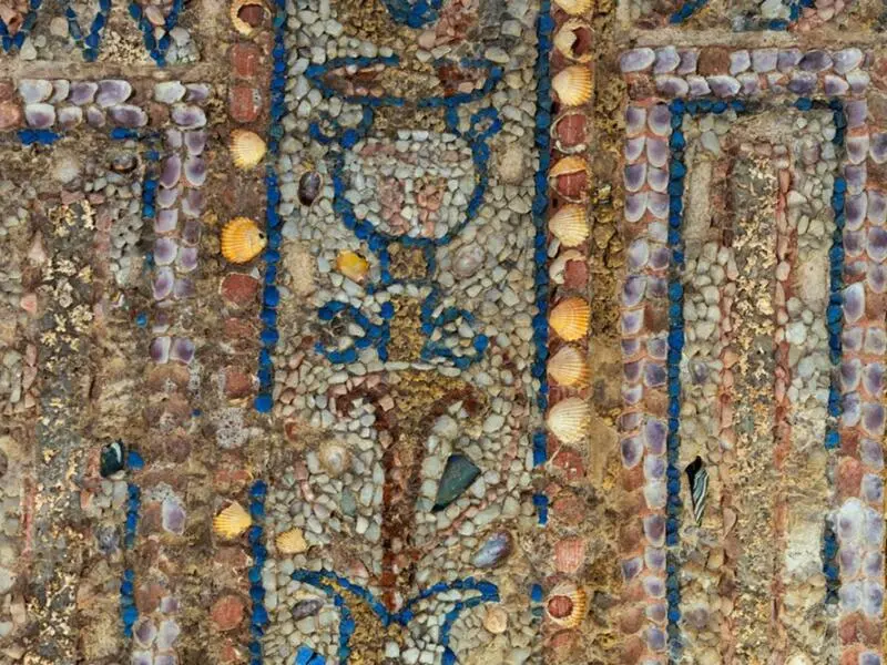 Antikes Stadthaus mit besonderen Mosaiken in Rom freigelegt